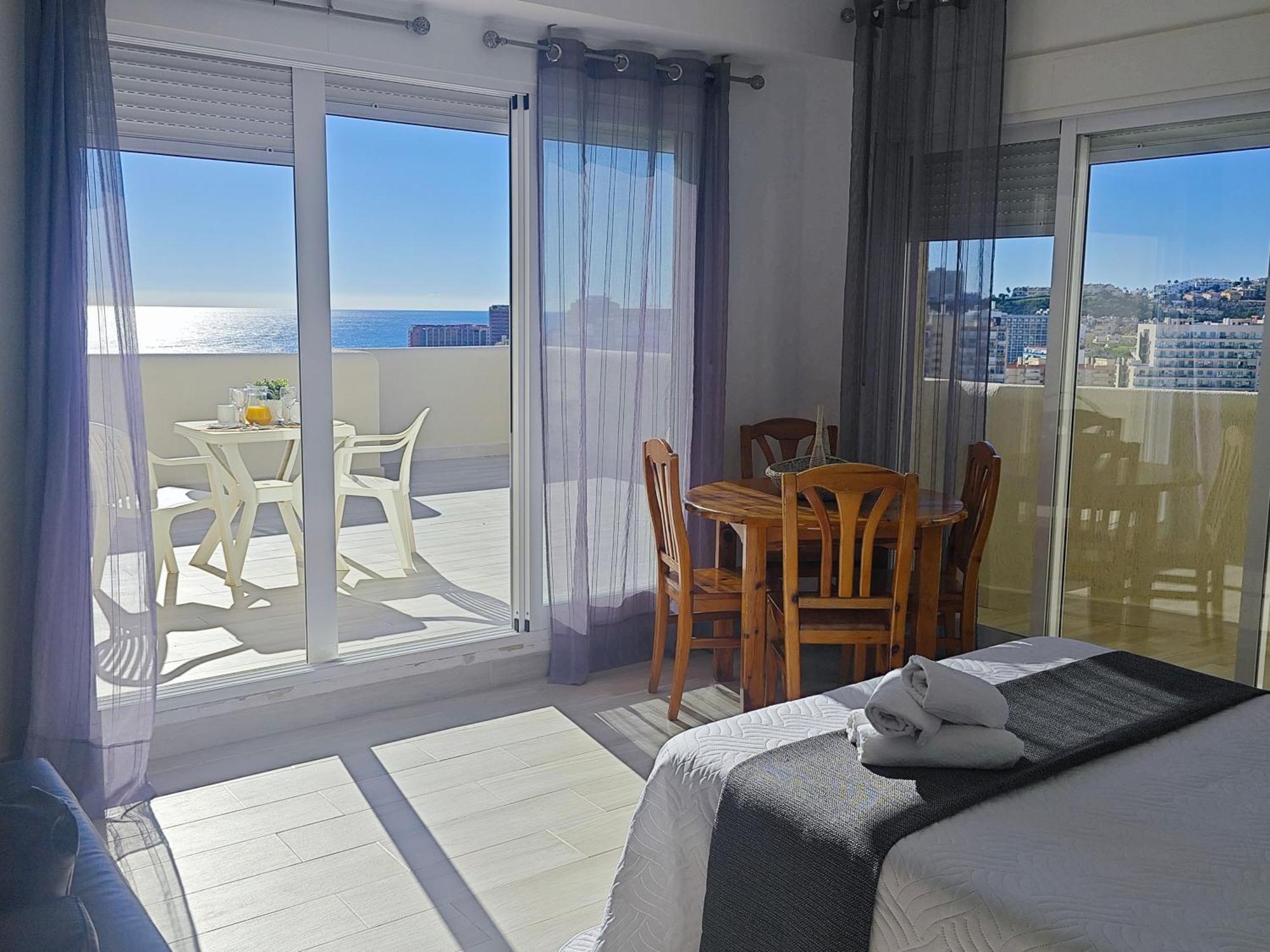 El Estudio De La Playa Benalbeach Vistas Al Mar Benalmádena Exteriér fotografie